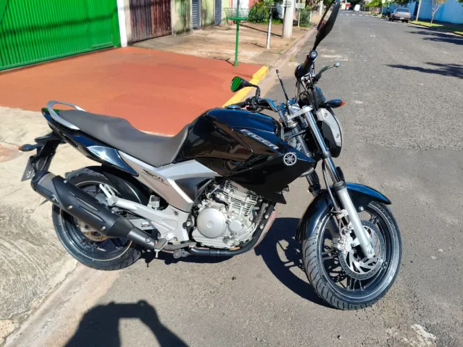 Yamaha Fazer 250