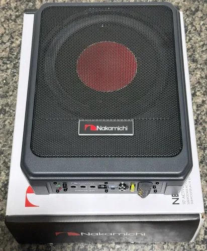 Subwoofer Nakamichi 10?