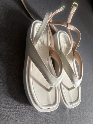 Sandália papete bege off white beira rio 37 nova