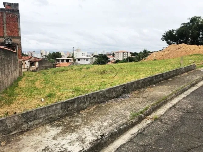 TERRENO,0 Dormitorio(s) bairro Barão