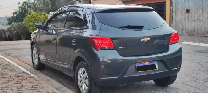 Chevrolet Onix Hatch LT 1.0 8V Flex Mec. 4P 2019