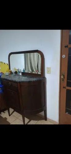 Móvel antigo