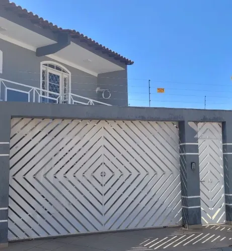 Vendo Portão 