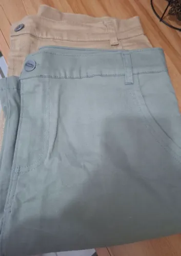 VENDO DUAS BERMUDAS MASCULINAS NOVAS
