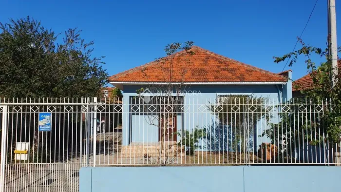 Casa com  piscina