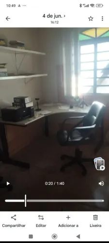 Vendo excelente mesa em L