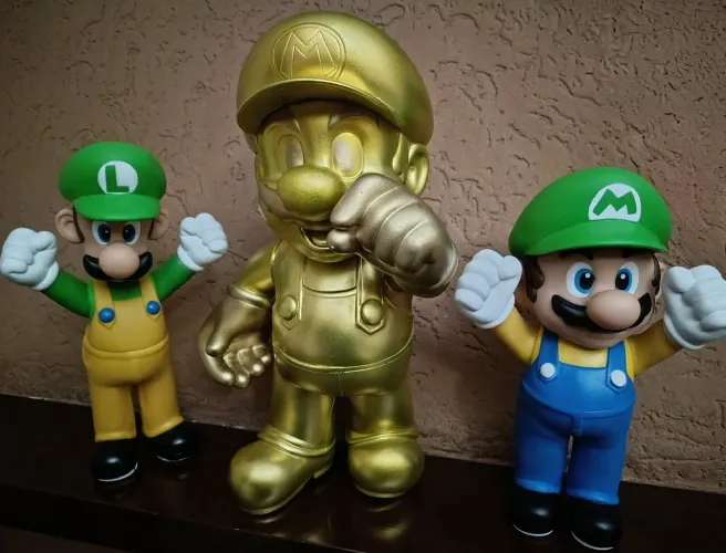 03 Lindos Bonecos Super Mario Bros Gold + Luigi e Super Mario Bros. Vinil