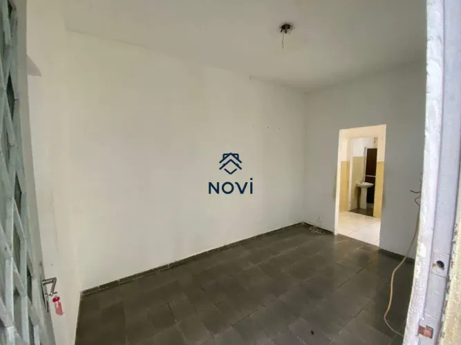 Casa de Vila para Aluguel  1 Quarto  Rocha Miranda/RJ