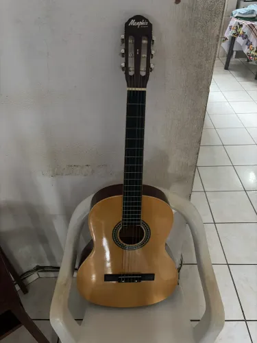 Violão Menphis usado