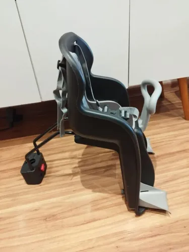 Cadeirinha de bicicleta dianteira