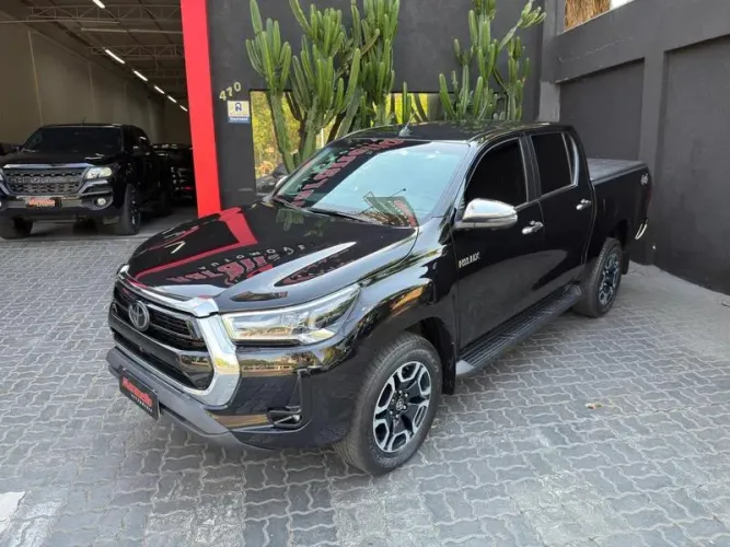 Toyota Hilux CD SRX 4X4 2.8 TDI 16V Diesel Aut. 2022