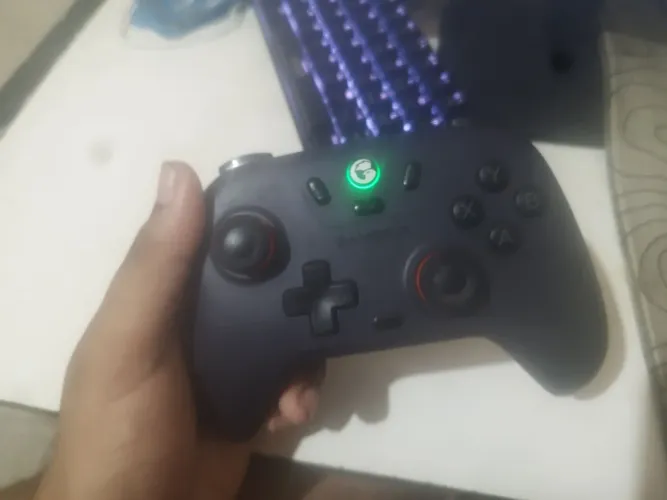 Controle Gamesir nova lite em estado de novo