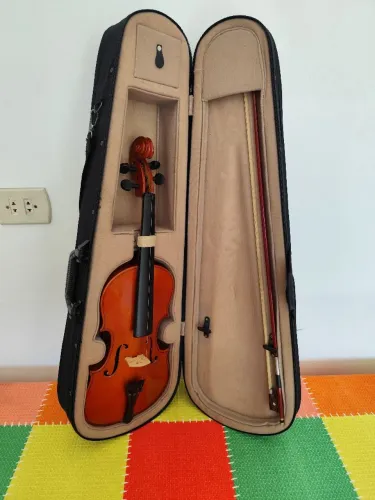 Violino Giannini AXL-15 VN 4/4 + Estojo Rígido e Arco