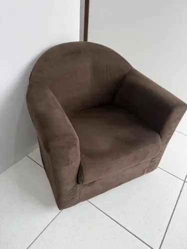Poltrona Marrom