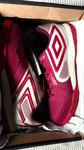 Chuteira Umbro Pro5
