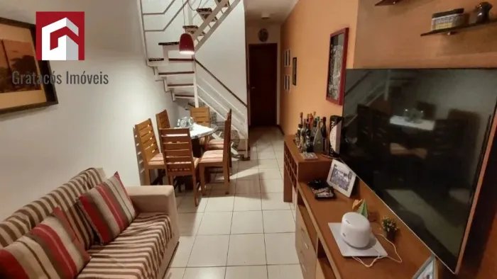 Apartamento duplex à venda no Quitandinha