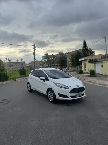 Ford Fiesta 1.5 16V Flex Mec. 5P 2015