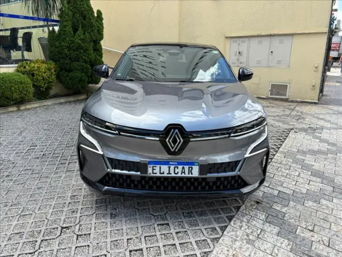 Renault Megane E-tech (elétrico) 2024