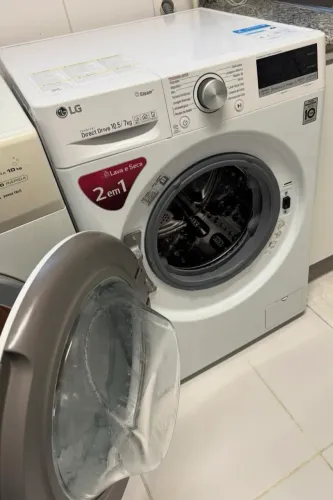 Lava e seca LG 11kg 220v