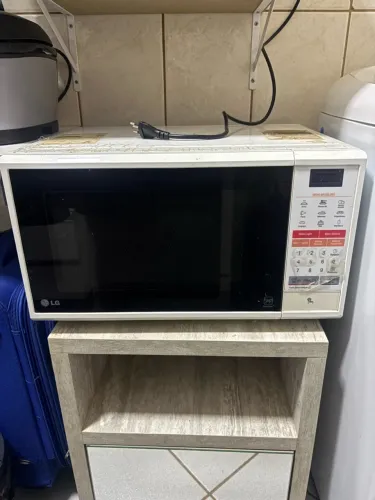 Microondas LG easy clean 30 litros