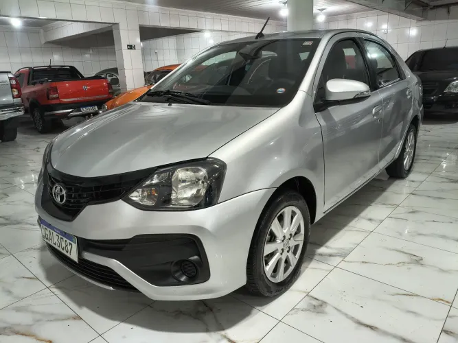 Toyota Etios X Plus Sedan 1.5 Flex 16V 4P Aut. 2021