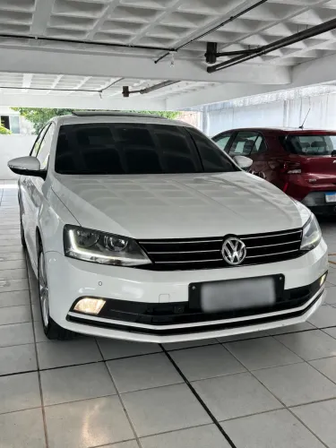 Volkswagen Jetta Comfortline 1.4 TSI 16V 4P Aut. 2017