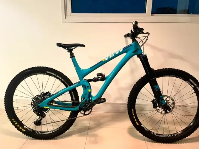 Mountain Bike YETI Full Suspension - SB5.5 - aro29