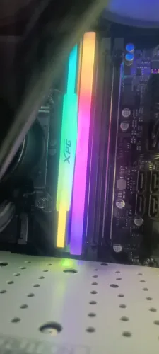 Memória ddr4 8G,XPG/Asgard/pago diferença em ddr5 8G