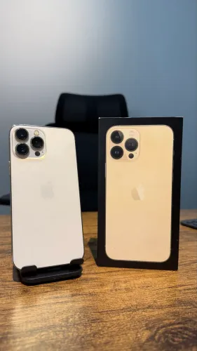 iPhone 13 Pro Max 256GB Dourado Impecável