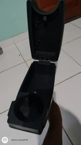 apoio de braço com porta copos Fiat mobi