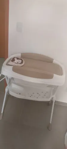 Banheira com trocador semi-novo