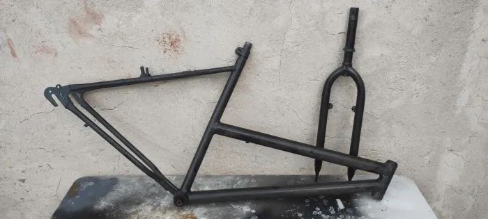 Quadro de bicicleta aro 26