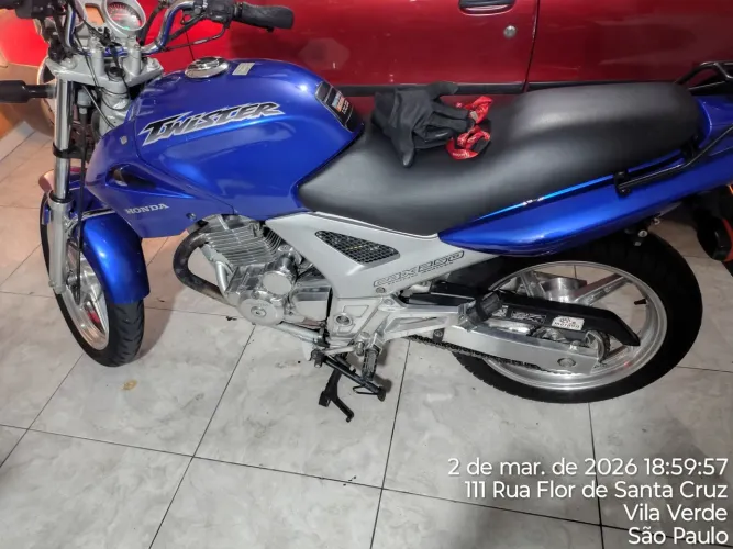 CBX Twister 02 $ 12.000
