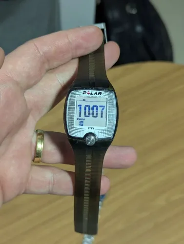 Relógio polar e casio