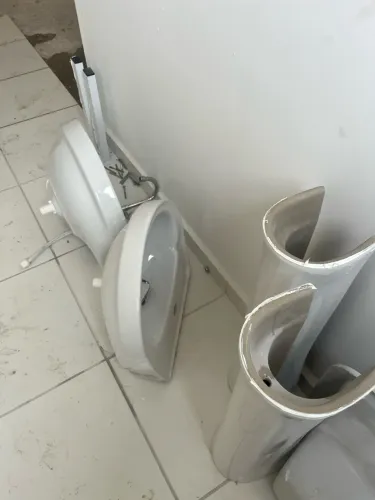 Kit pia, coluna e torneira