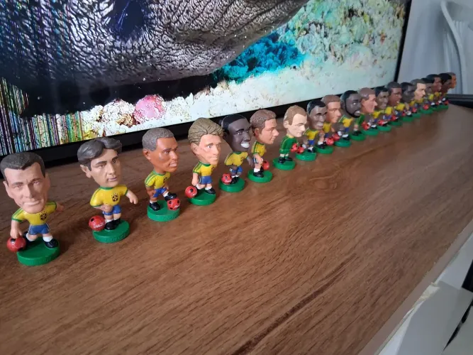 Bonecos jogadores do Brasil 