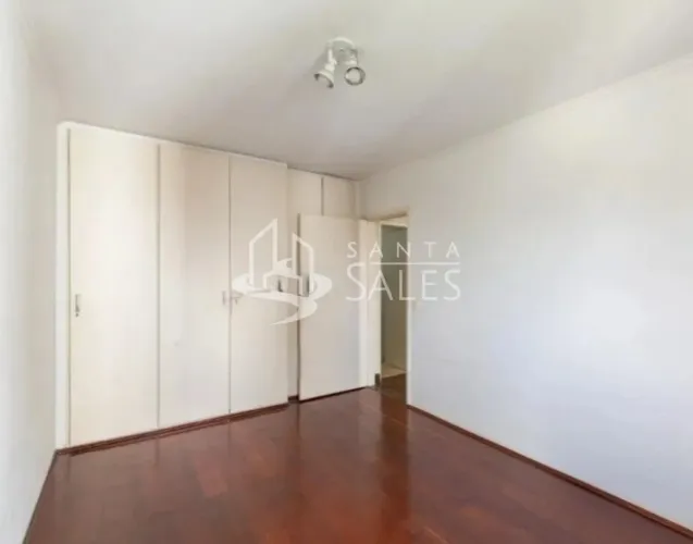 Apartamento à venda em Moema, São Paulo-SP: 2 quartos, 1 banheiro, 1 vaga, 80,00 m² de áre