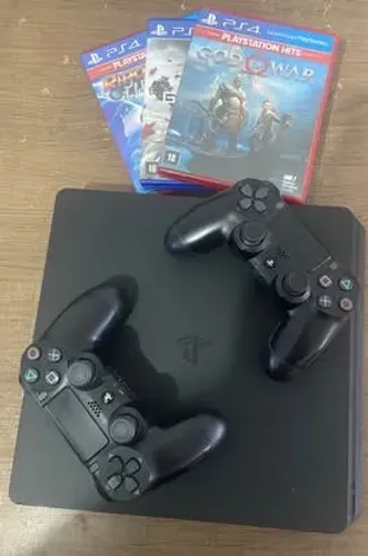 PlayStation 4 slim 1TB
