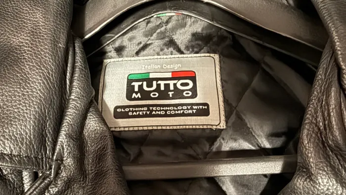 JAQUETA TUTTO MOTOCICLISTA ORIGINAL COURO