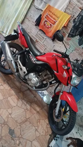 Vendo esta moto