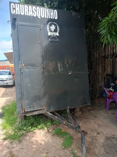 Vendo trailer preto