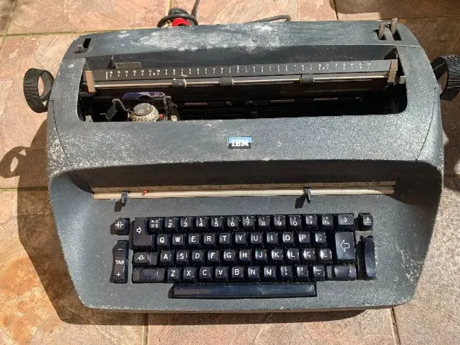 Máquina Escrever IBM Selectric  Mod 72 - Escreveu nossa História