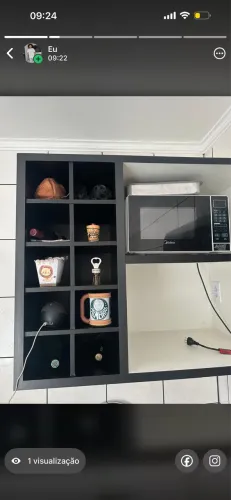 Vendo armário de embutir pra forno e microondas com adega acoplado