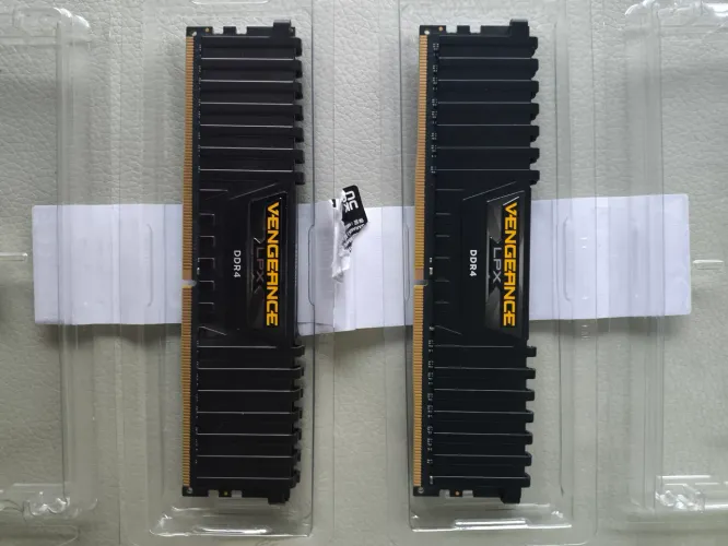 Memória ram Corsair Vengeance 16gb