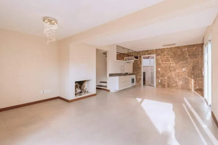 CASA EM CONDOMÍNIO PERTO DO LAJE DE PEDRA CANELA