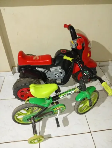 Motinha e bike
