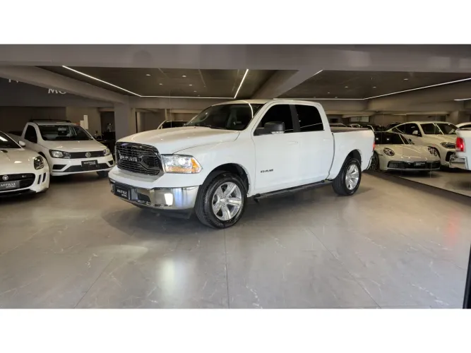 Ram Classic Laramie 5.7 V8 16V Gasolina 4X4 Aut. 2023