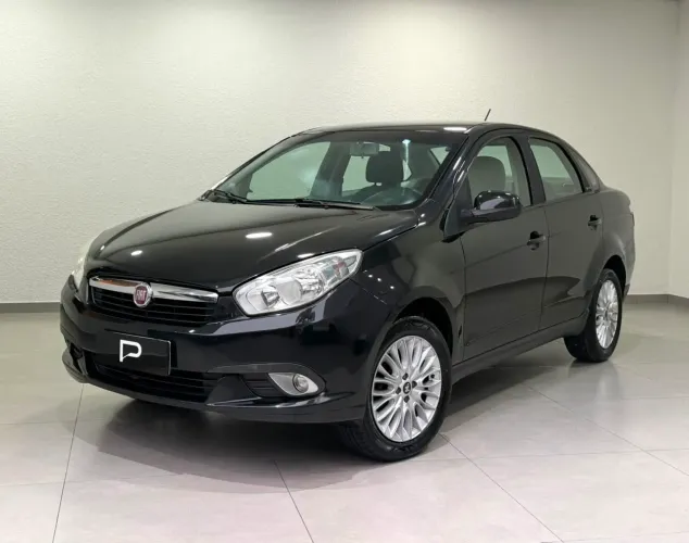 Fiat Siena Attractive 1.4 Fire Flex 8V 4P 2013