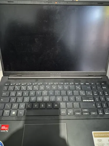 Notebook Asus Vivobook Go 15 AMD Ryzen 5 7520U 8GB