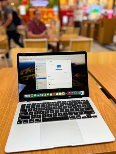 Mac Book M1 2020